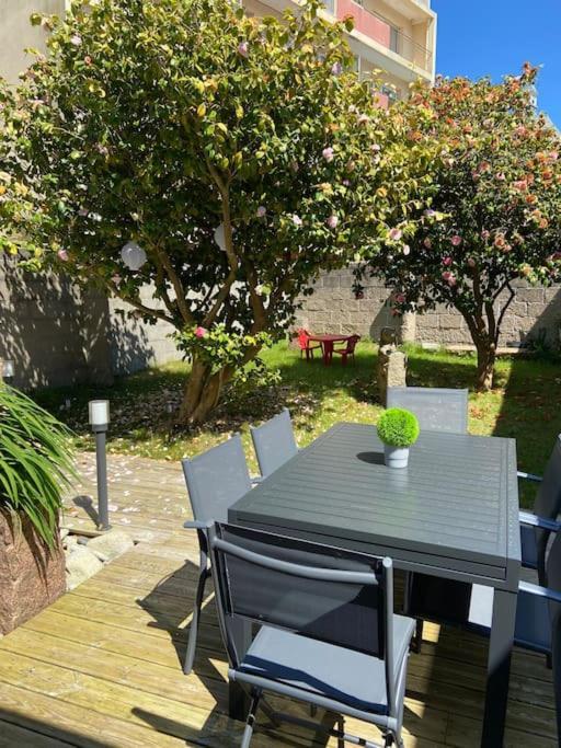 Appartement Cosy Avec Jardin En Centre-Ville Perros-Guirec Exterior photo